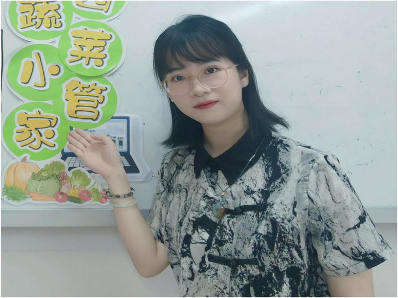 袁致銘_調(diào)整大小.png
