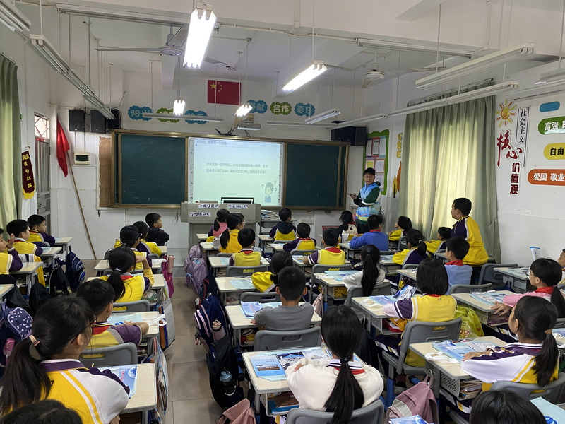 氣象防災(zāi)減災(zāi)科普宣傳課堂1_調(diào)整大小.jpg