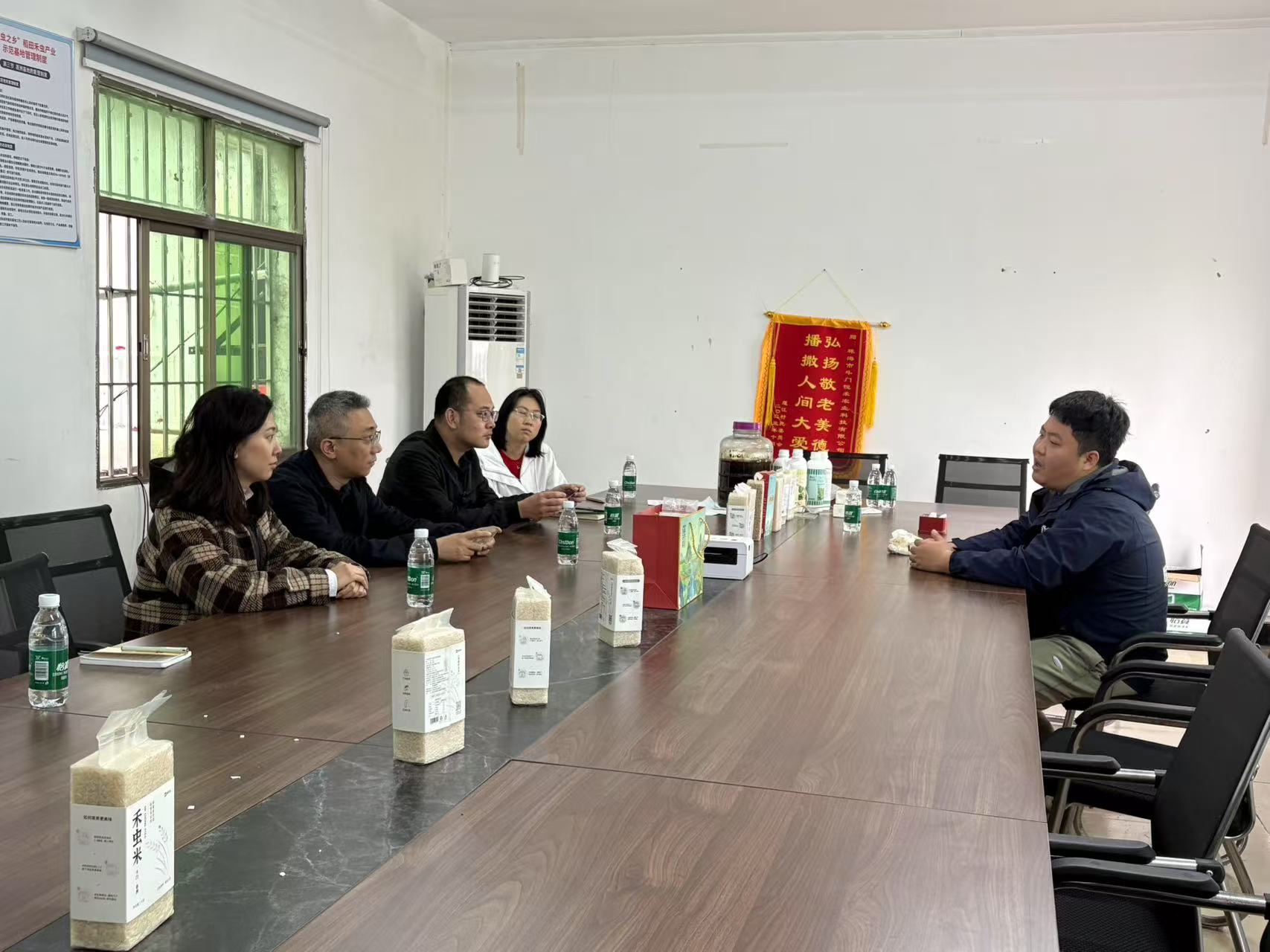 劉皓調(diào)研悅禾農(nóng)業(yè)1.png